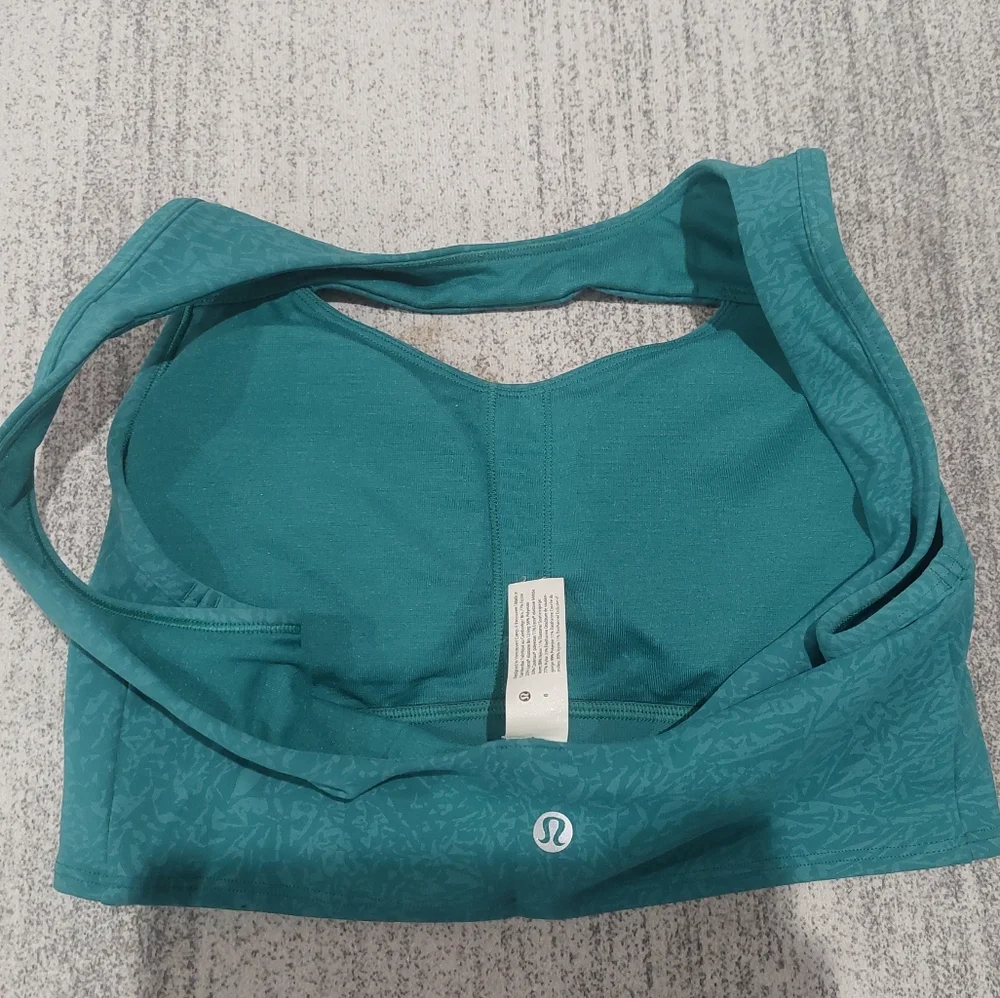 Lululemon Everlux Cut-Out Bra